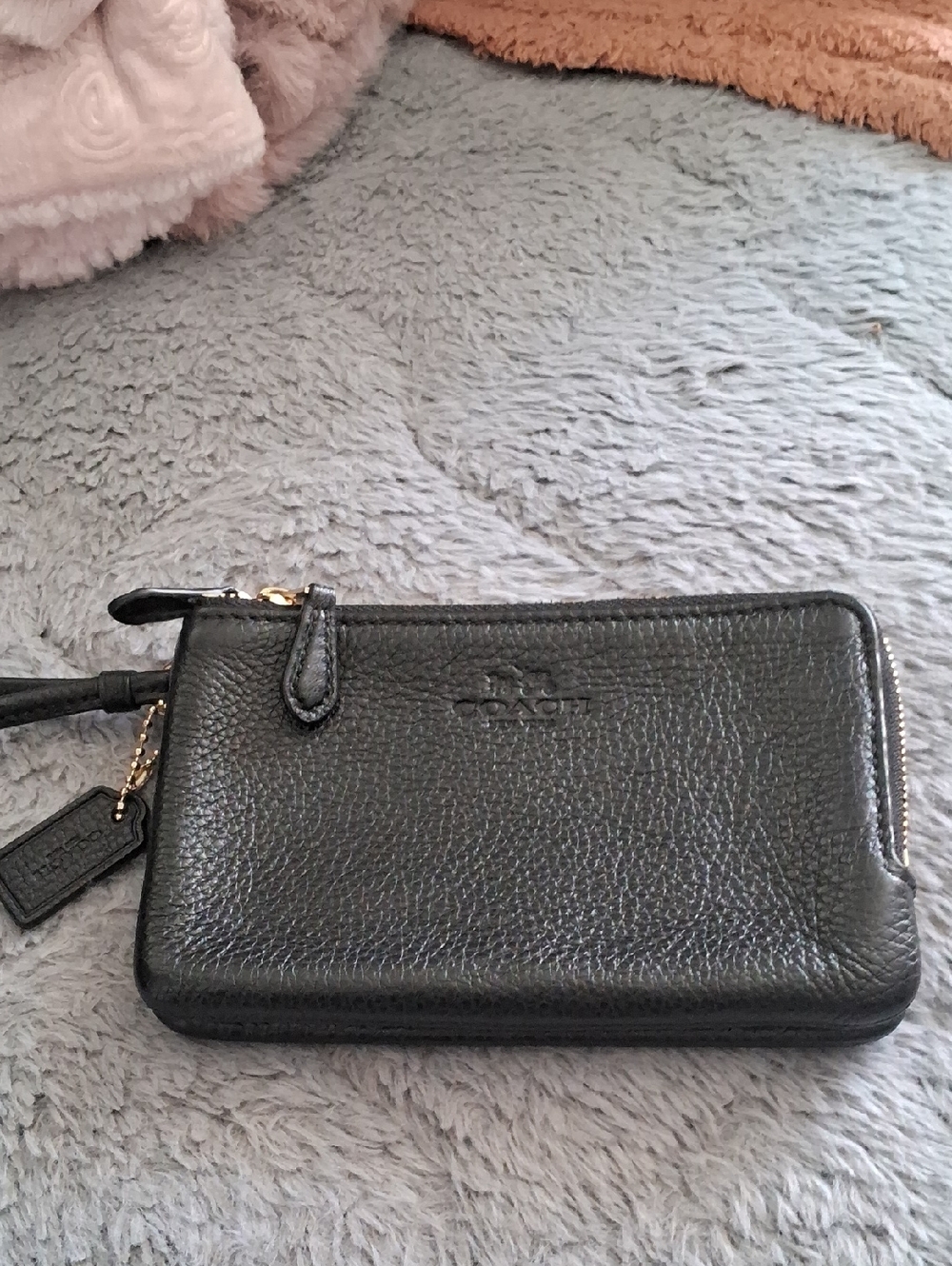 Coach Black Pebbled Leather Double Zip Wristlet🎉🎉🎉🎉